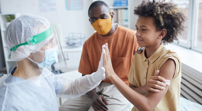 Trumed_The-Importance-of-Pediatric-Immunizations-for-Summer-and-Beyond_supporting_1000x600 Child receiving pediatric immunizations